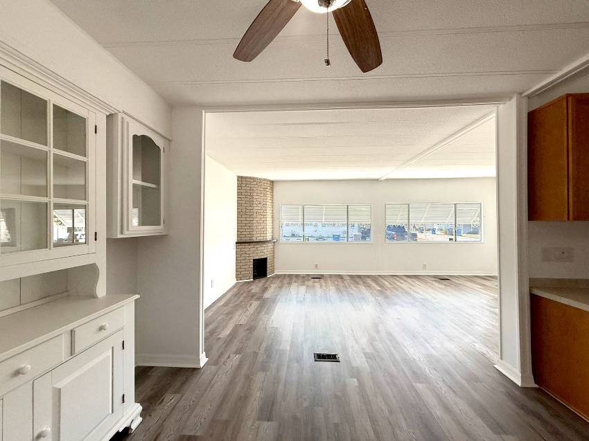 24 Date Ave a Bradenton, FL Mobile or Manufactured Home for Sale